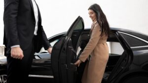 Affordable limo rental in Toronto with professional chauffeur service